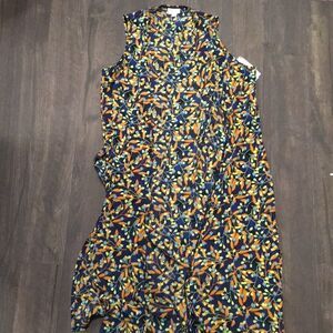 Gorgeous leaf Lularoe Joy S lagenlook layered long vest